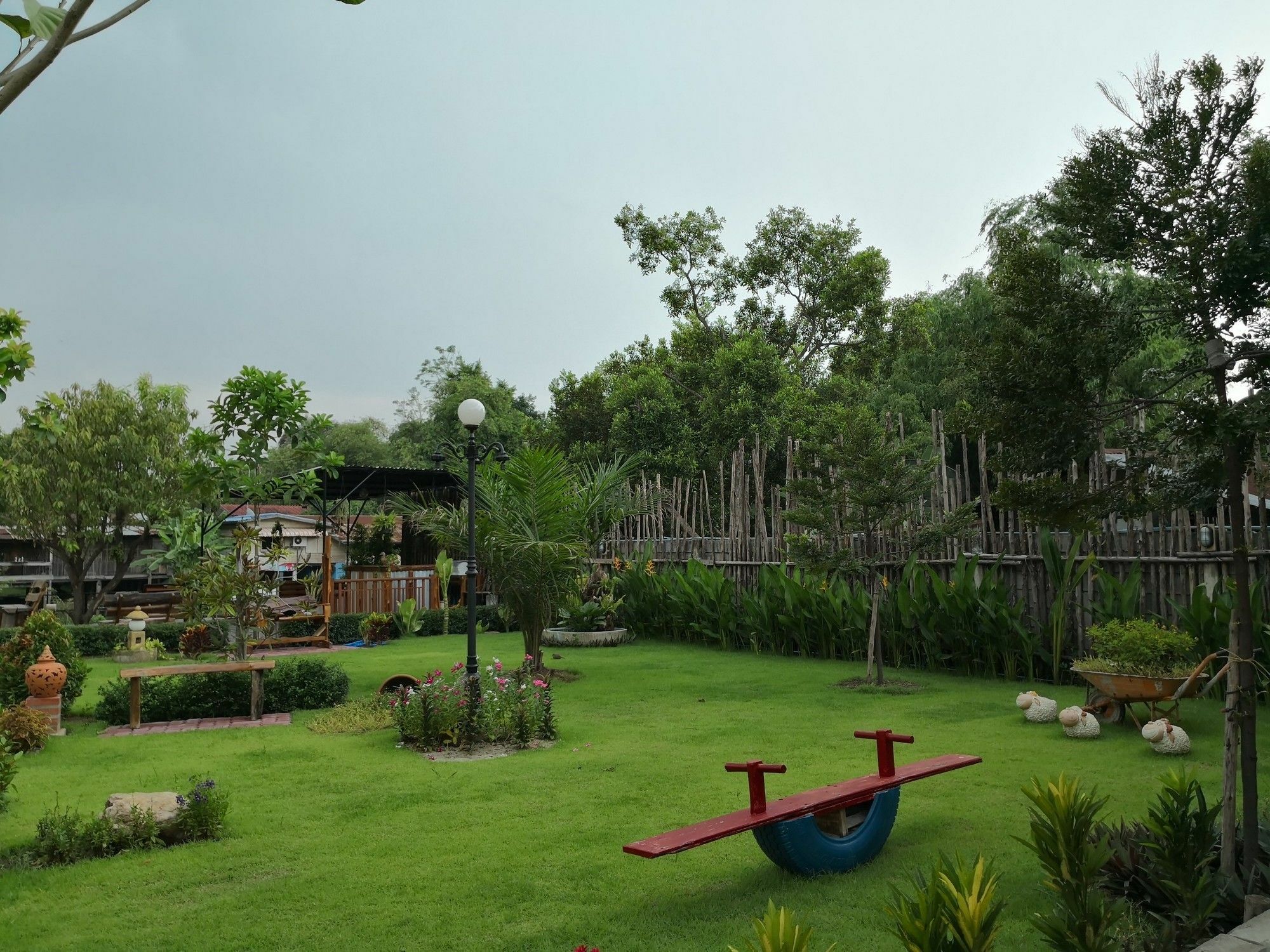 Baan Canalee Phra Nakhon Si Ayutthaya Exteriör bild